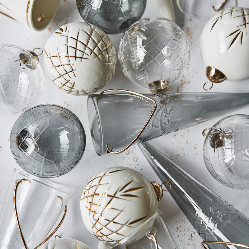 Crispy Glass Ball Dark // Røget - 1 stk.