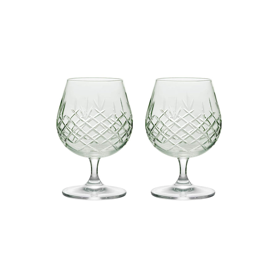 To facetslebne krystalglas med diamantmønster i klart glas til servering fra Frederik Bagger